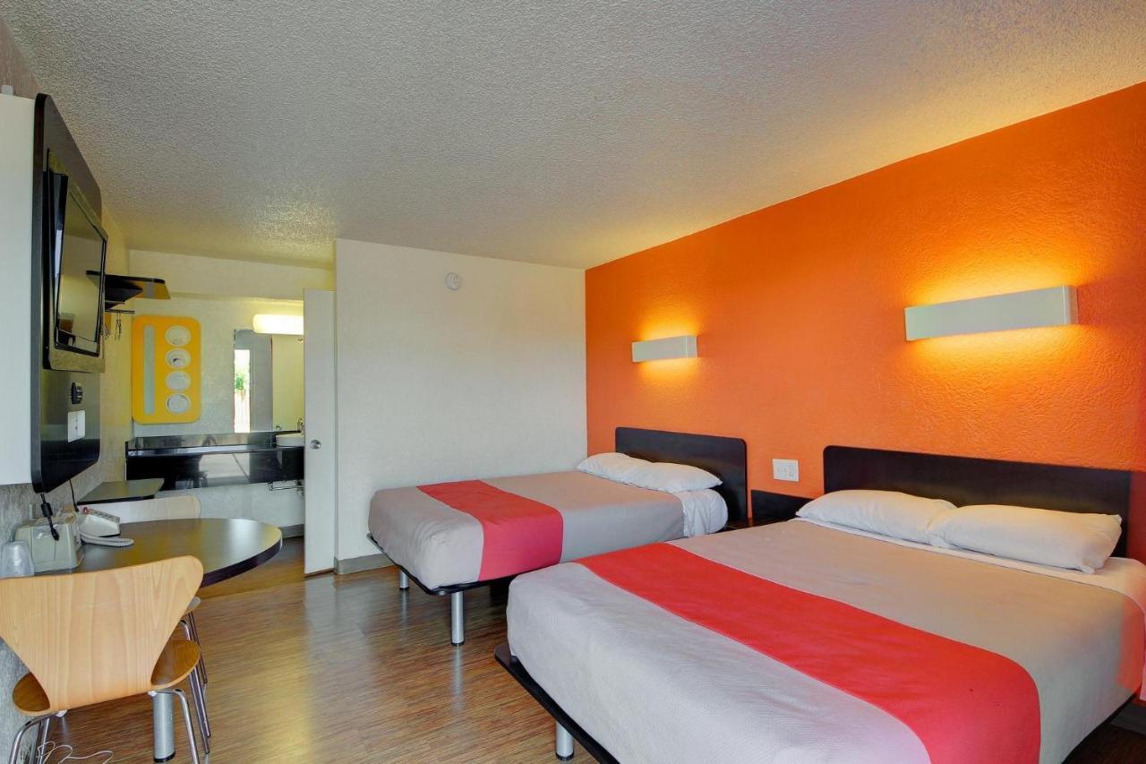 Economy Hotel Plus Oklahoma City Esterno foto